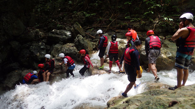 canyoneering in cebu