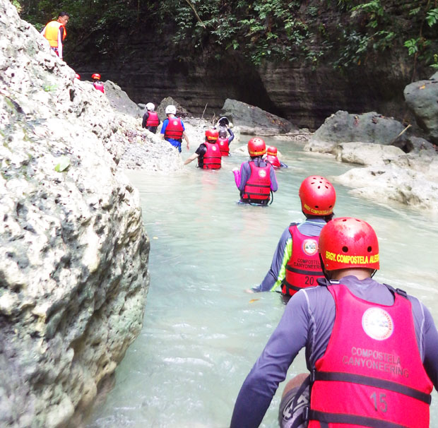 canyoneering in cebu