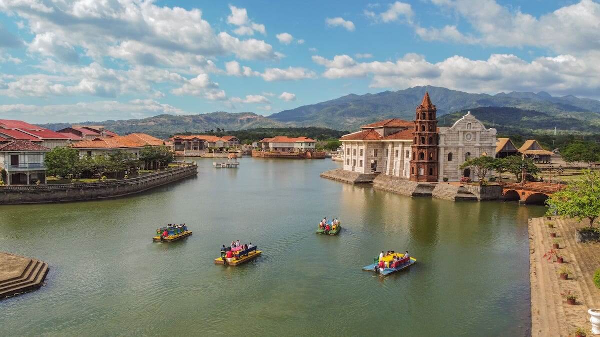 Las Casas Filipinas de Acuzar