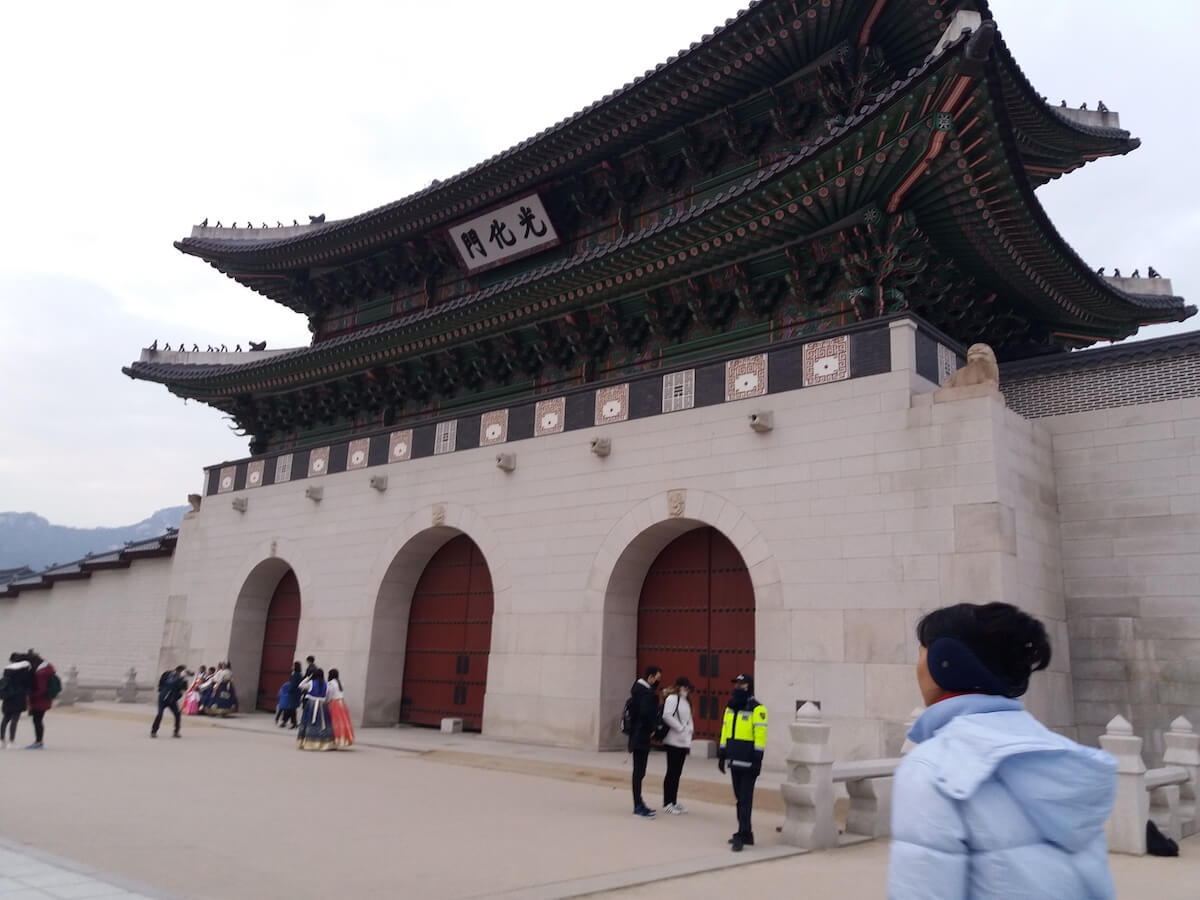 Gyeongbokgung Palace is one of the top tourist attractions even during winter in Korea