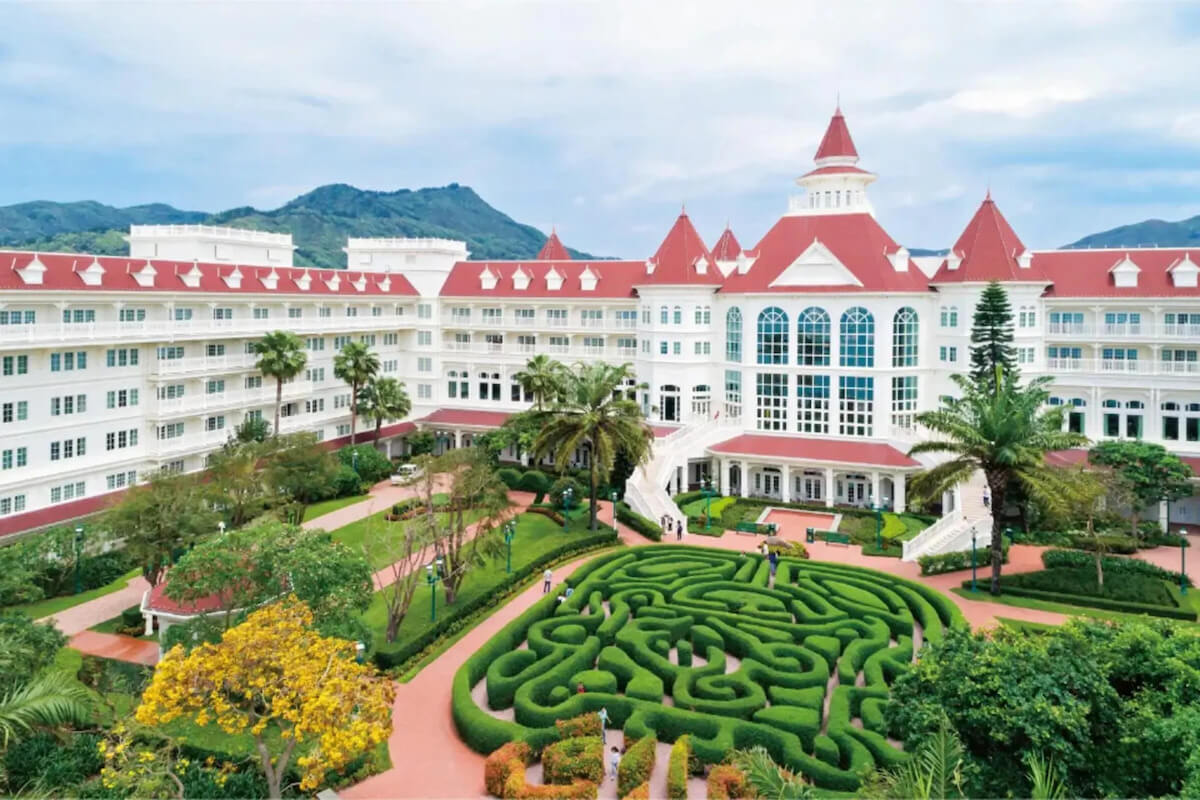 Hong Kong Disneyland Hotel