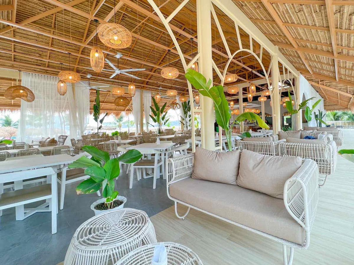 Beach Club Restaurant