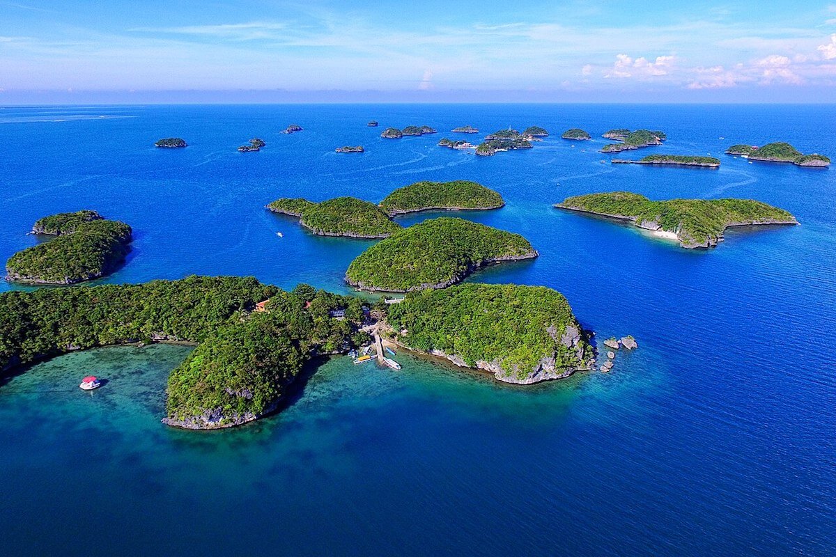 Hundred Islands is one of the popular Philippine tourist spots