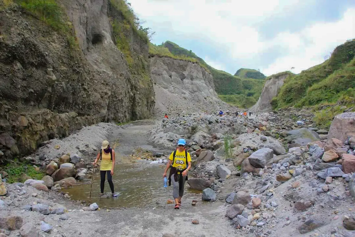 Pinatubo rocks