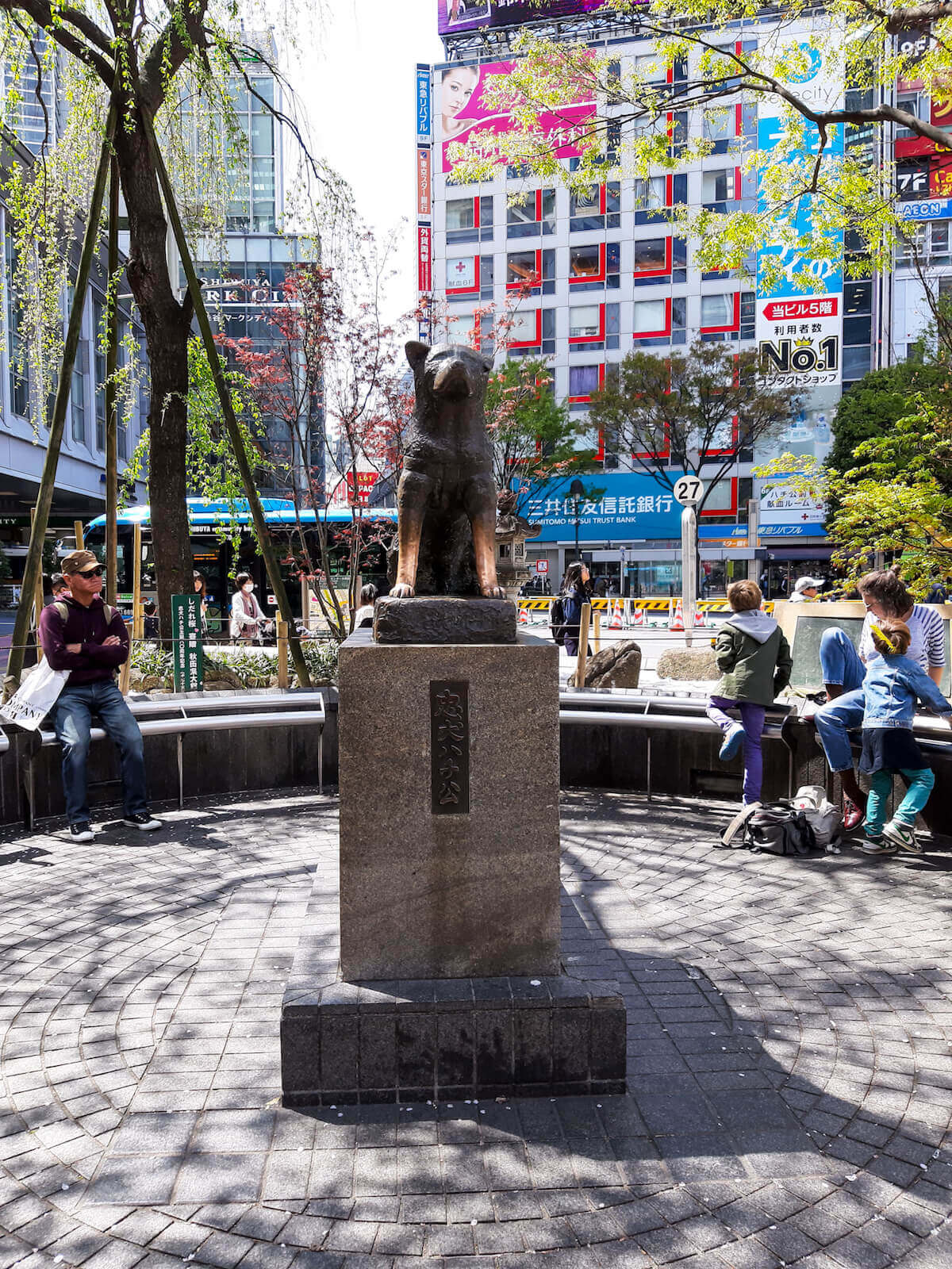 Hachiko Statue in Shinuya during spring in Japan
