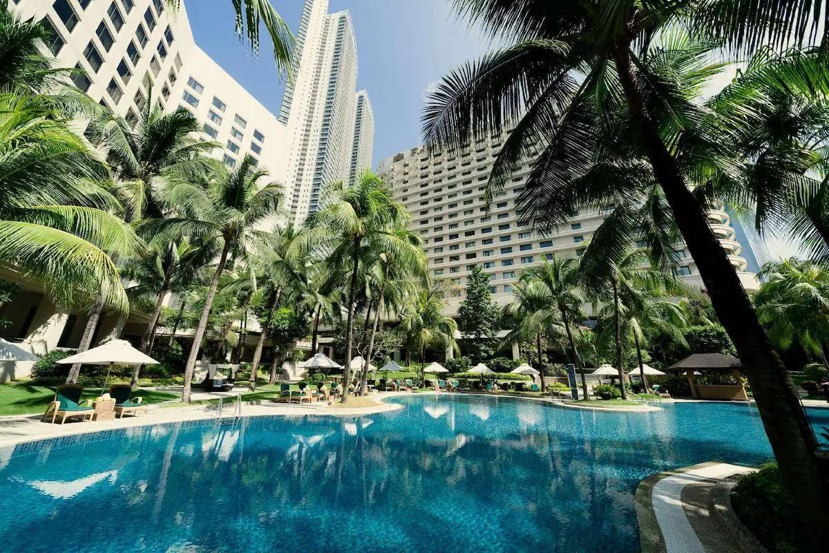 Edsa Shangri-La Manila is one of the best Manila hotels with pools
