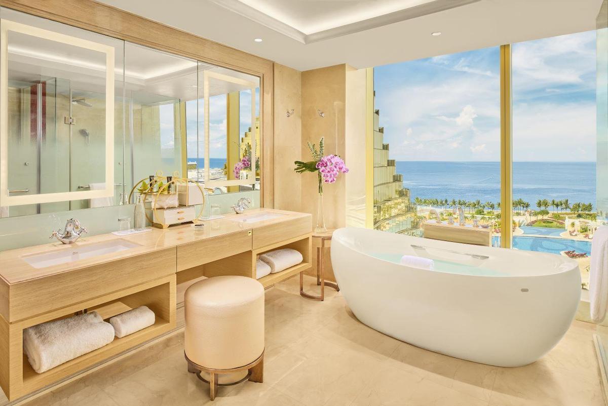 Okada Manila is one of the best luxury hotels near MOA