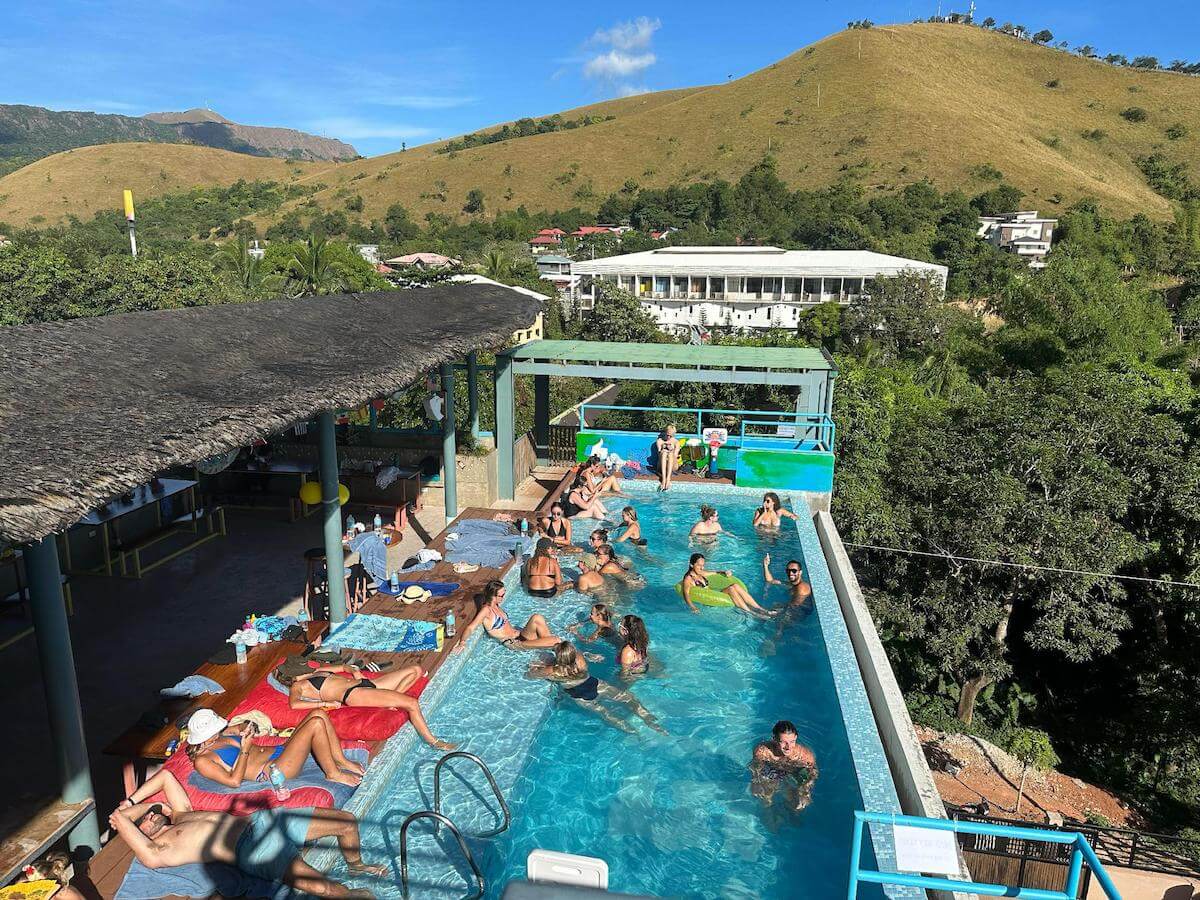 Outpost Hostel - Coron infinity pool