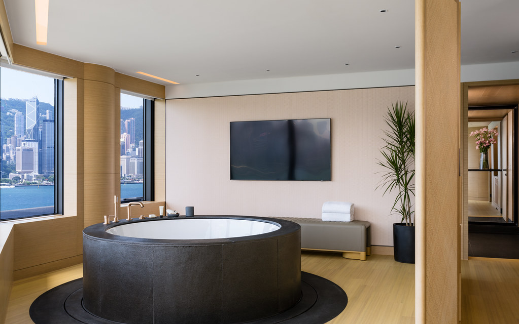 Terrace Suite - Oasis Bathroom
