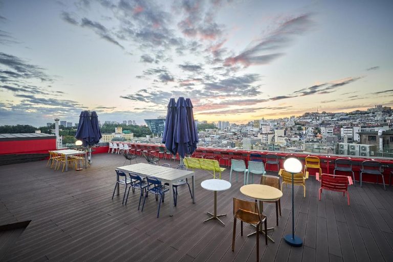7 Best Hostels in Seoul, Korea for Solo & Budget Travelers