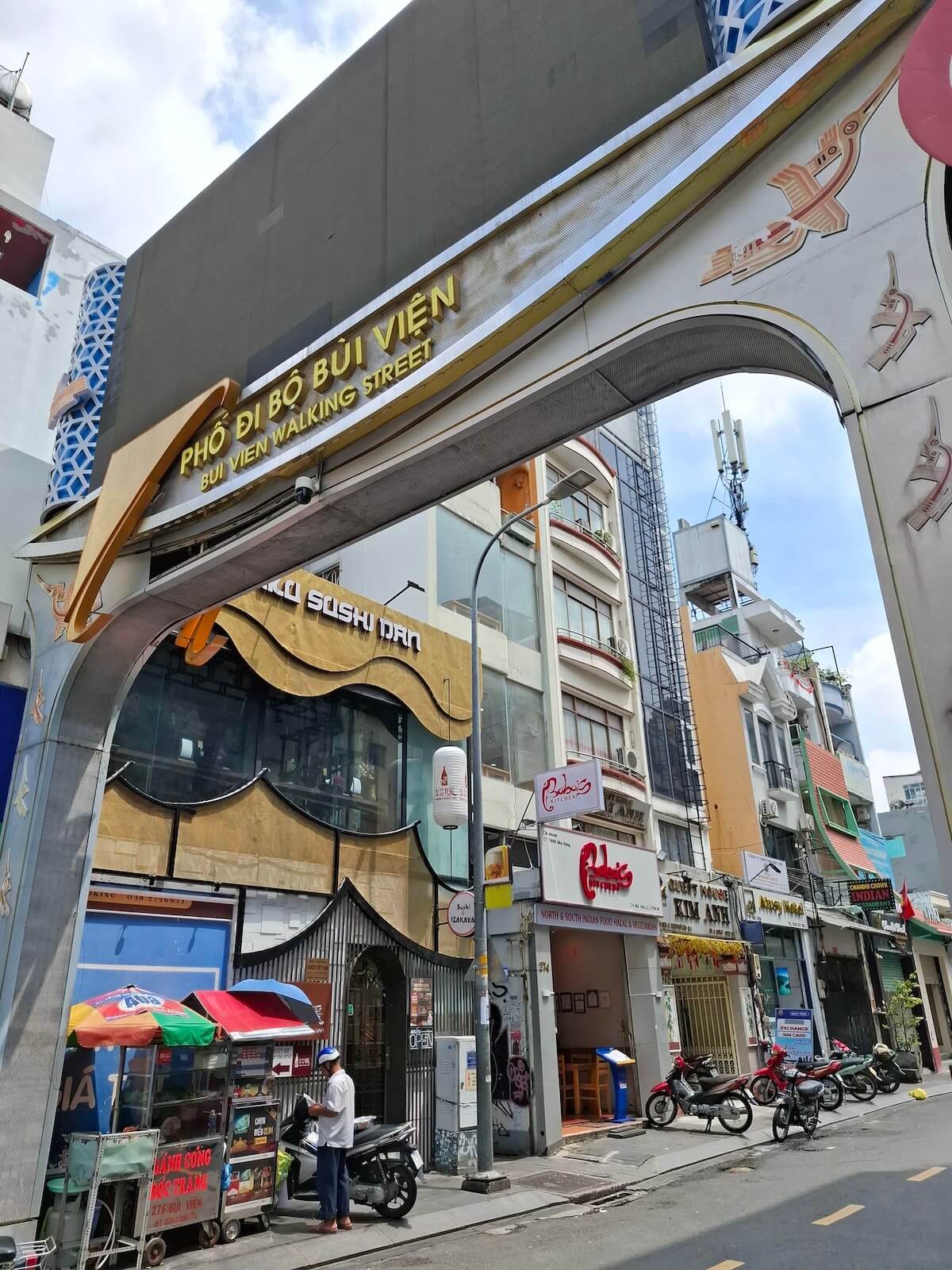 Bu Vien Walking Street