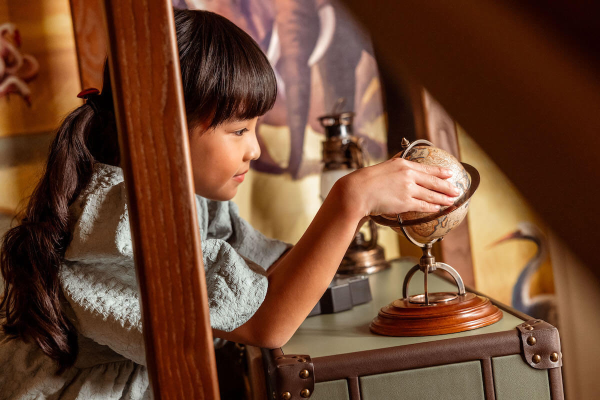 Island Shangri-La - Safari