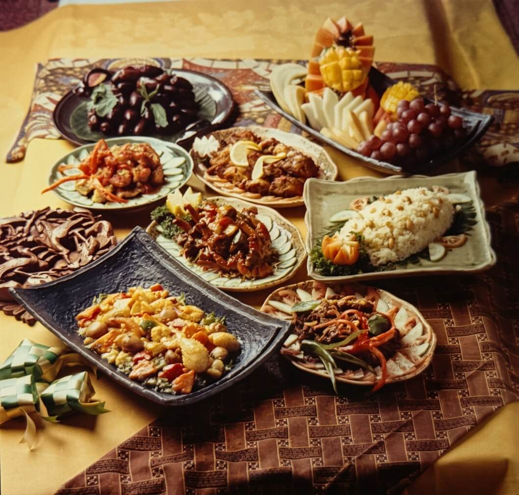 Carousel - Food Spread