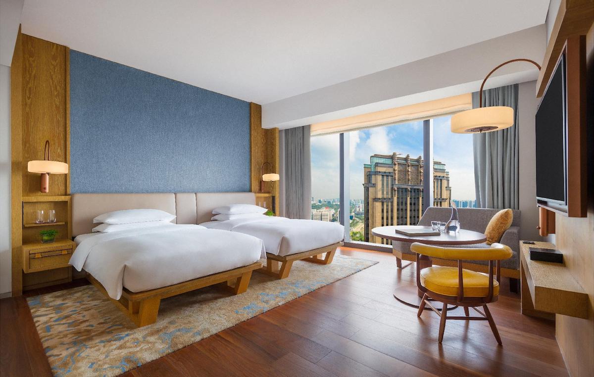 Andaz Singapore - Twin Beds With Heritage View