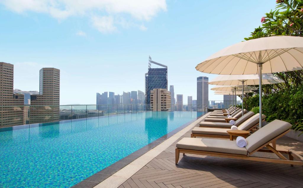 Andaz Singapore is one of the luxury hotels near Singapore National Stadium