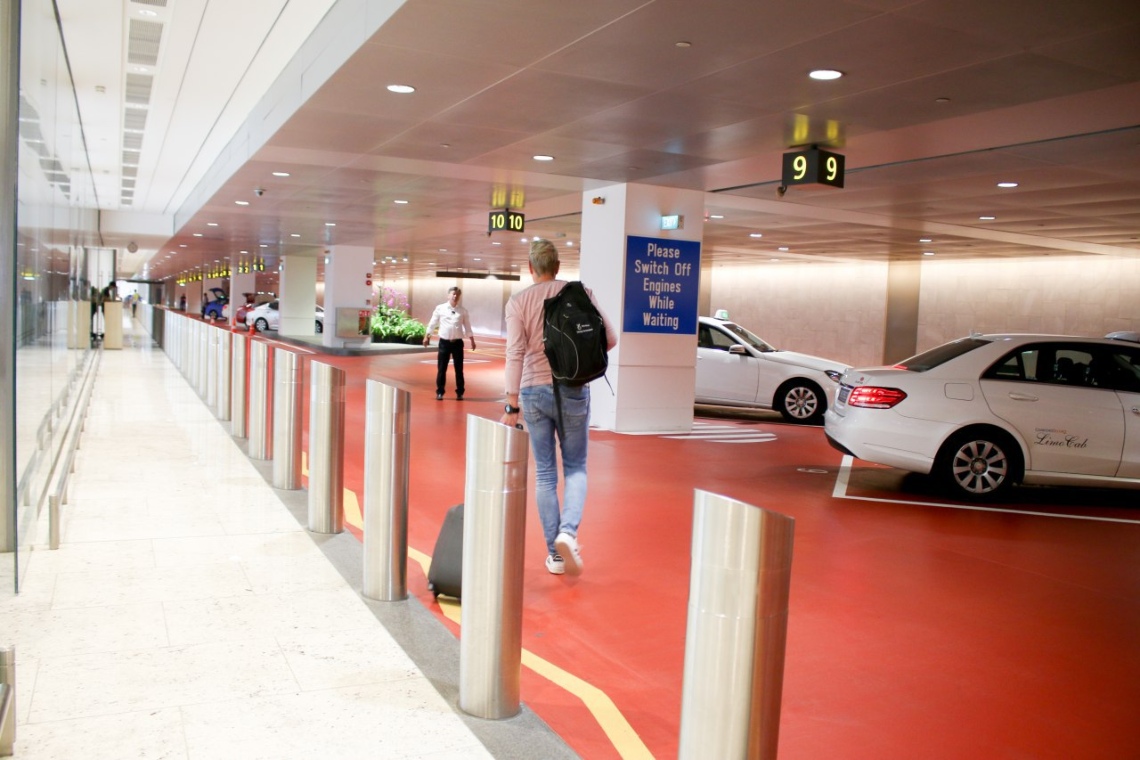 Airport taxi