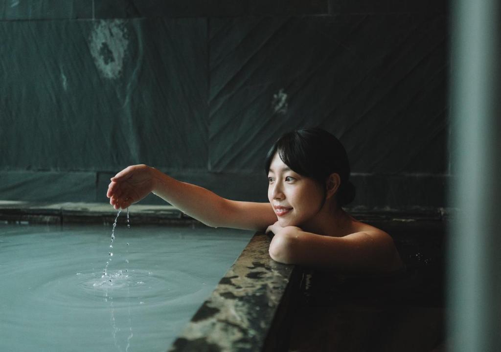 Hotel Royal Beitou hot spring bath